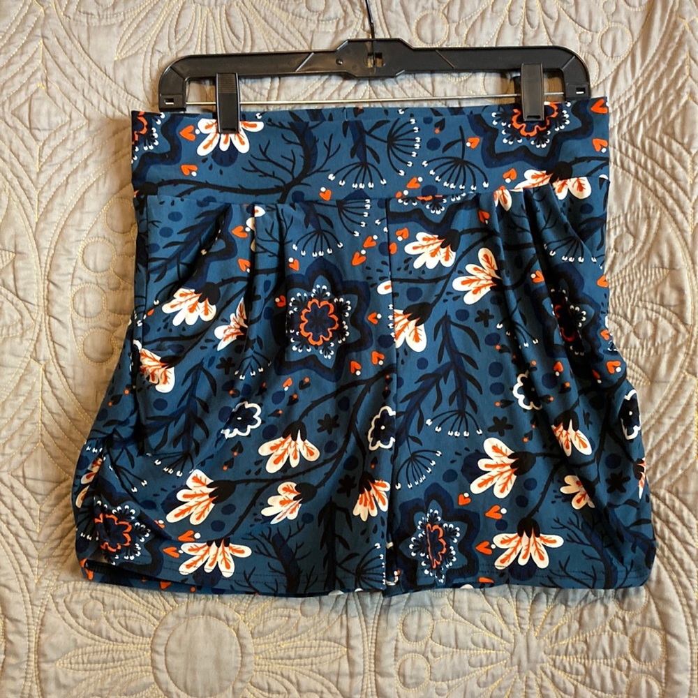 Harem Shorts NWOT
